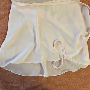 Light pink bloch skirt size S/P